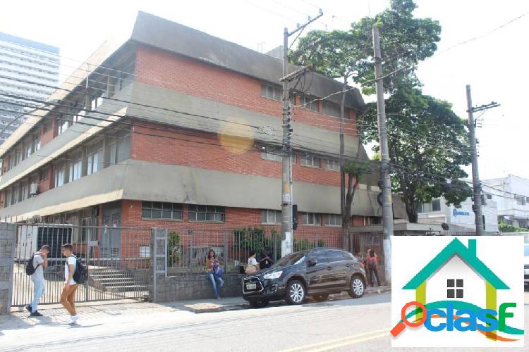 PRÉDIO COMERCIAL - TÉRREO + 2 ANDARES - A.ÚTIL 2737M² -