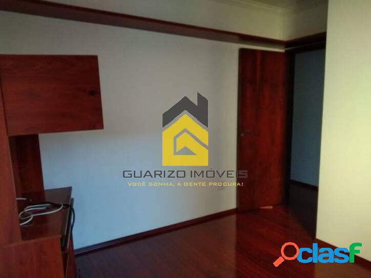 Sobrado com 3 dormitórios à venda, 178 m² por R$
