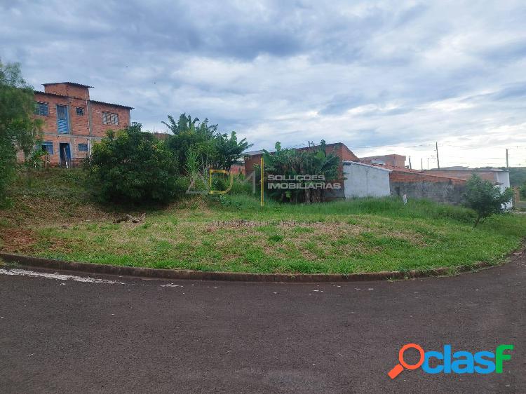 Terreno de esquina no Jardim Ypê por R$ 90.000,00 em