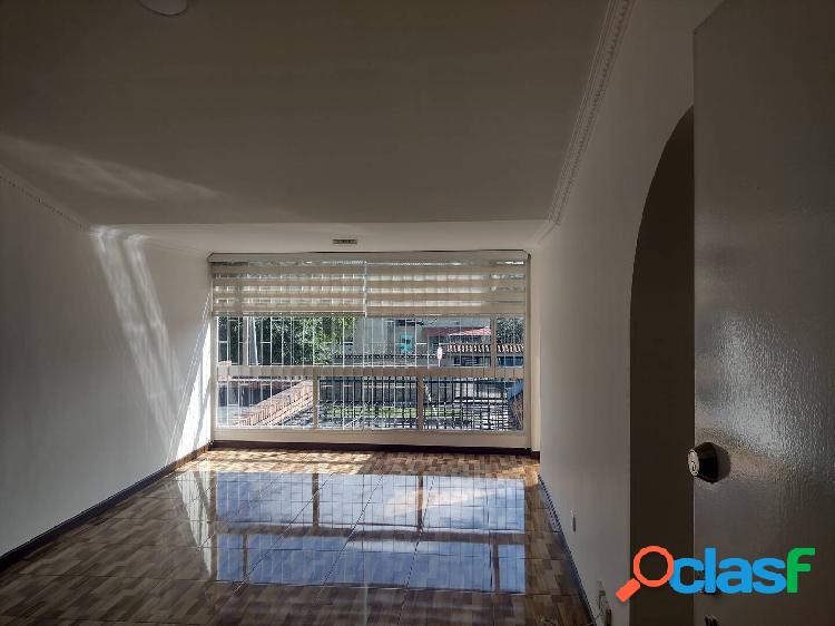 VENDO APARTAMENTO EN PONTEVEDRA