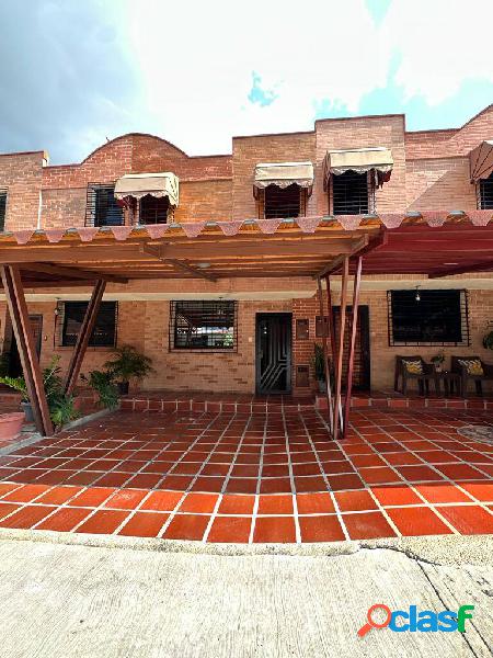 VENTA DE TOWN HOUSE EN VILLAS DEL NORTE NAGUANAGUA