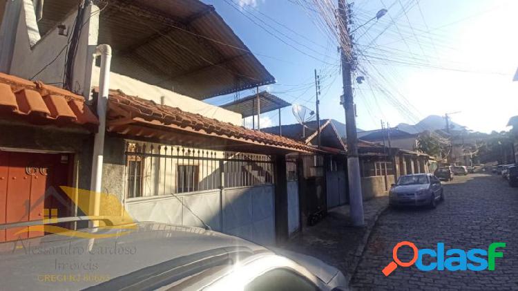 Vendo Casa na Vila Guarani com 3 quartos e 1 Suíte