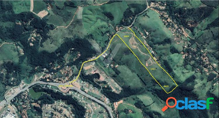 Área de 300.000m² em Jambeiro 25 km de São José dos