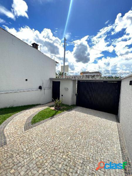 CASA 3 QUARTOS COM SUÍTE CASA C/ PISCINA- ST. BALNEÁRIO