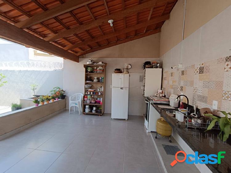 Casa Com Área Gourmet à Venda no Jardim Europa - Anápolis