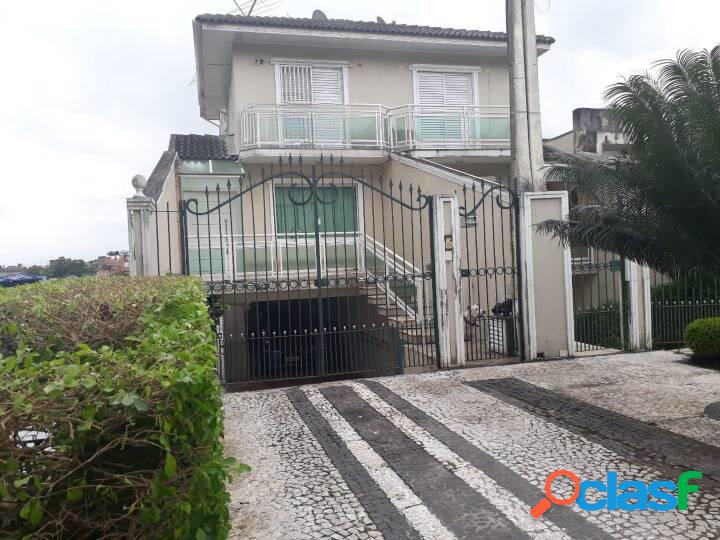 Casa Geminada de 200mª Cidade de Arujá