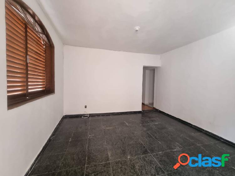 Casa com 3 quartos para alugar 110m² no bairro Marajó BH