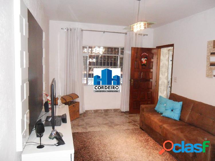 Casa de 03 Dormitórios em Diadema