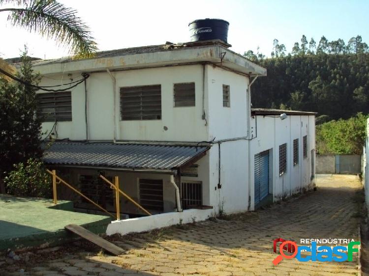 Galpão Locação e Venda 1.100 m² Fazendinha - Santana de