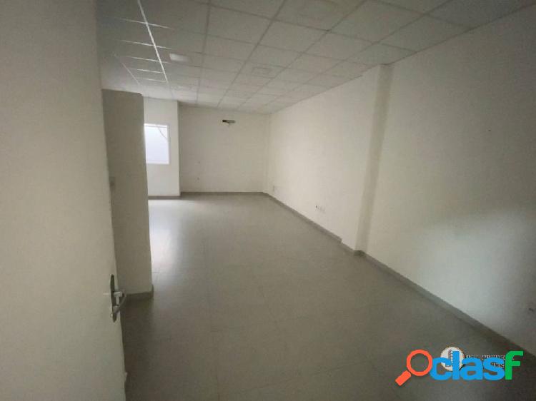 Sala comercial, 43m², para locação em Guarapari, Parque