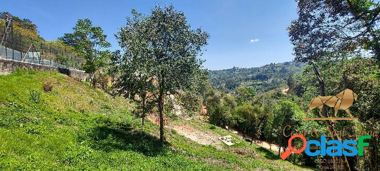 Terreno com 3573m² no Bairro Atalaia em Campos do Jordão