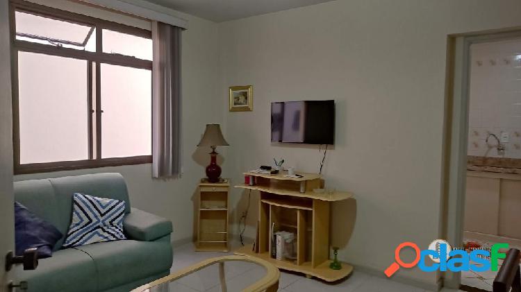 Apartamento com 1 quarto, 55.00m², para locação em