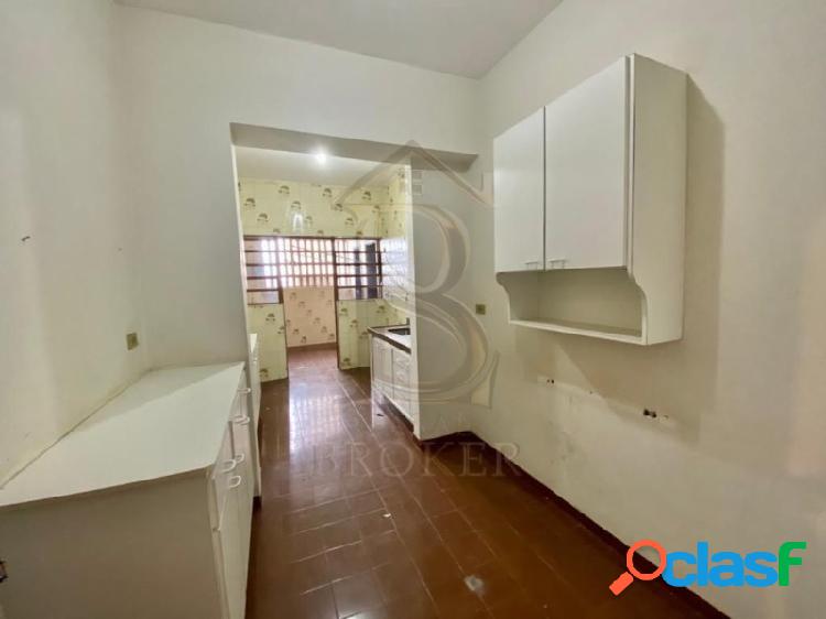 Apartamento com 3 quartos, 100 m², aluguel por R$