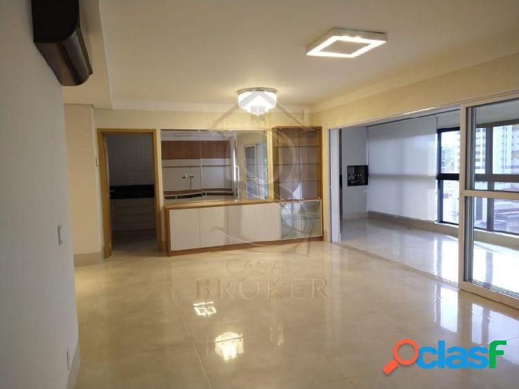 Apartamento com 3 quartos, 145 m², à venda por R$