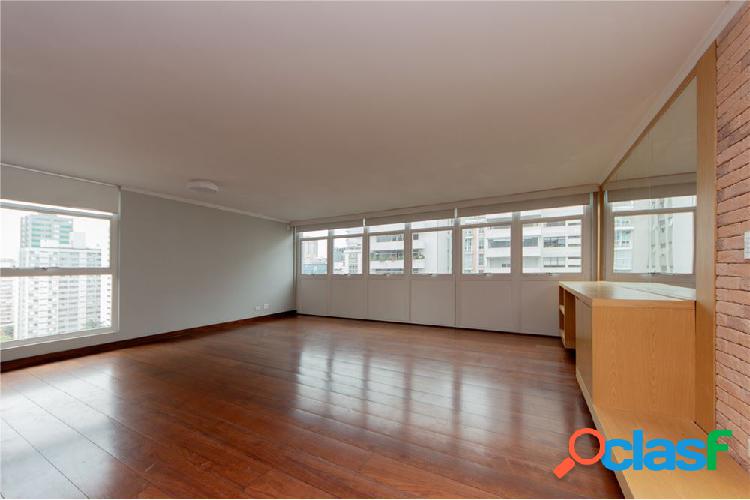 Apartamento com 4 quartos, 260.16m², à venda em São