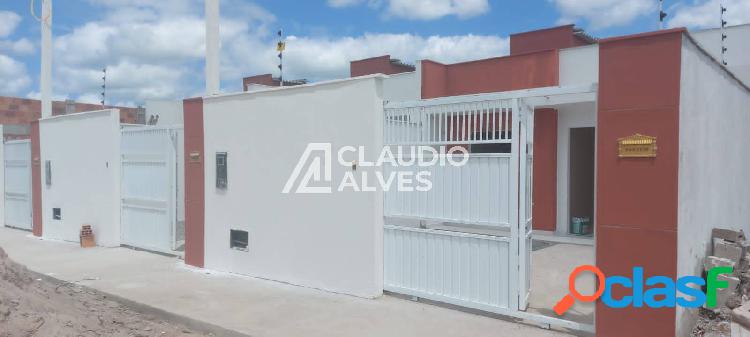 CASA COM 2 QUARTOS NO BAIRRO 35 BI