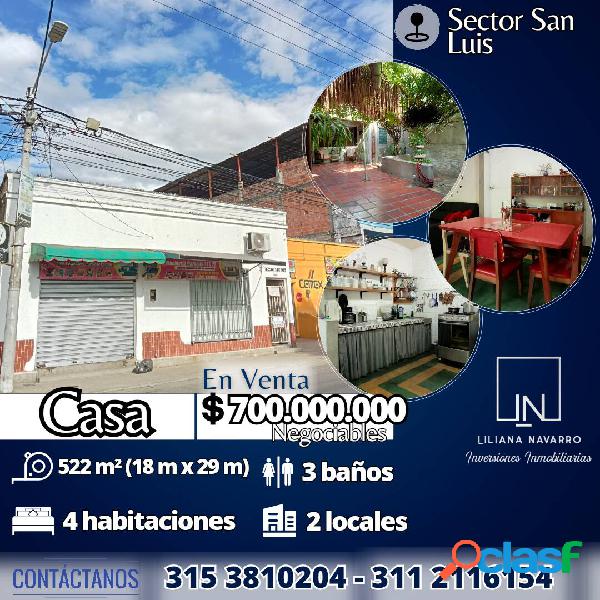 CASA CON DOS LOCALES COMERCIALES PARA LA VENTA