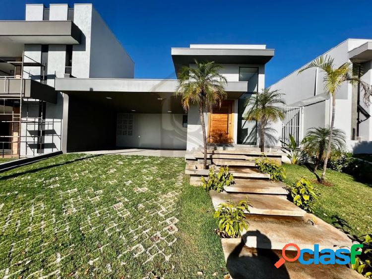 Casa com 3 dormitórios à venda, 145 m² por R$ 780.000 -