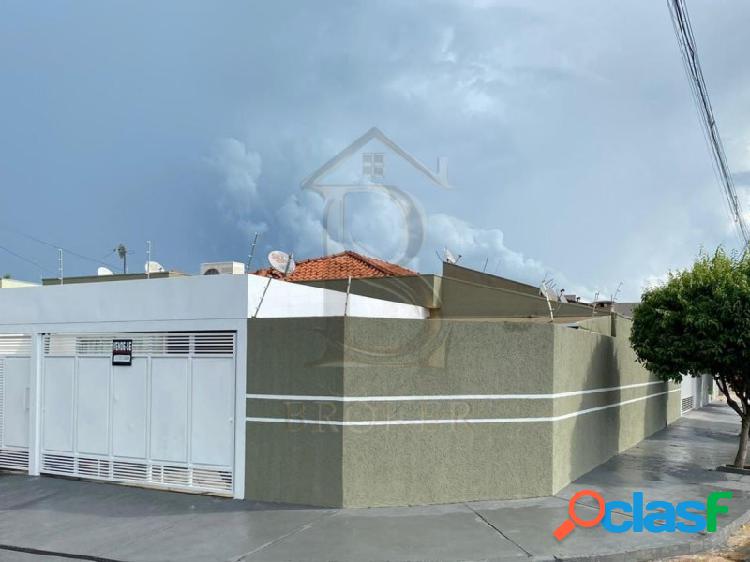 Casa com 3 dormitórios à venda, 170 m² por R$ 410.000 -