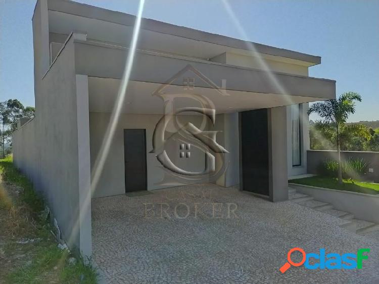 Casa com 3 dormitórios à venda, 200 m² por R$ 950.000,00