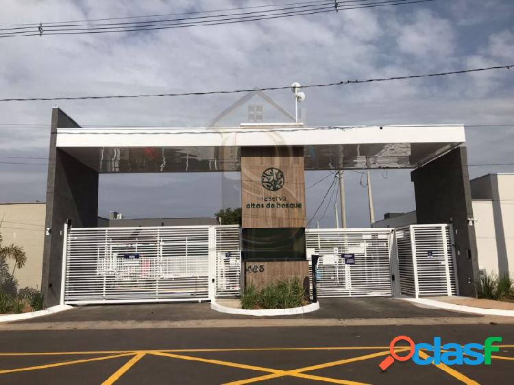 Casa com 3 quartos, 115 m², aluguel por R$ 3.000/mês.