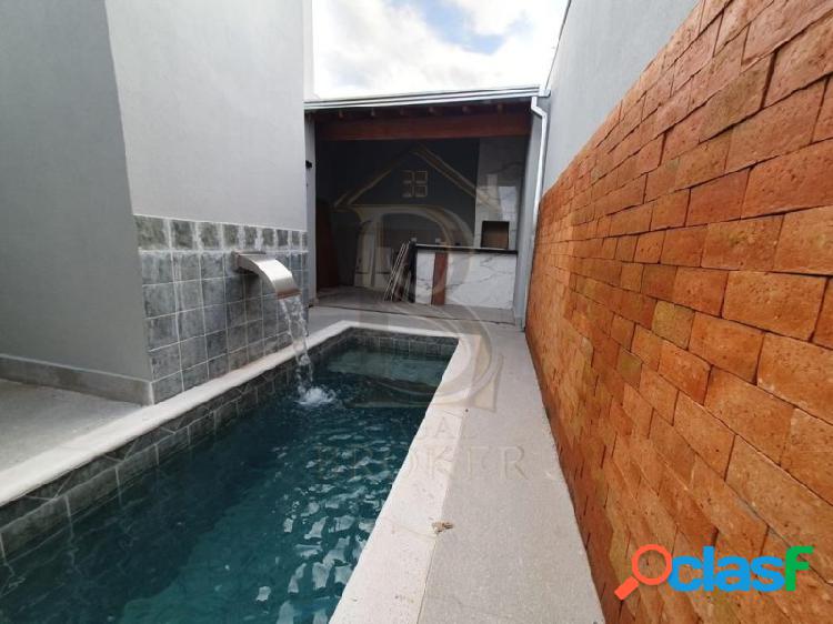 Casa com 3 quartos, 120 m², à venda por R$ 580.000.