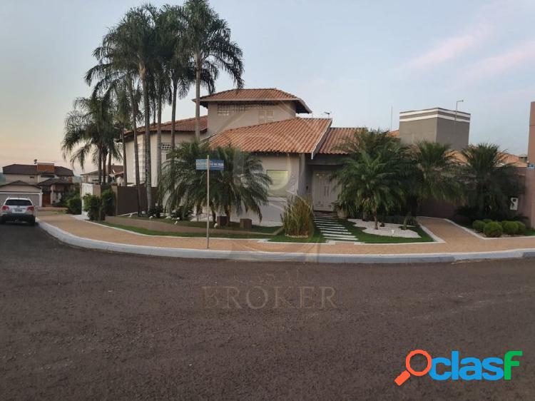 Casa com 3 quartos, 400 m², à venda por R$ 1.380.000.