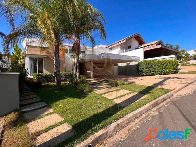 Casa com 3 quartos, 550 m², à venda por R$ 3.000.000.