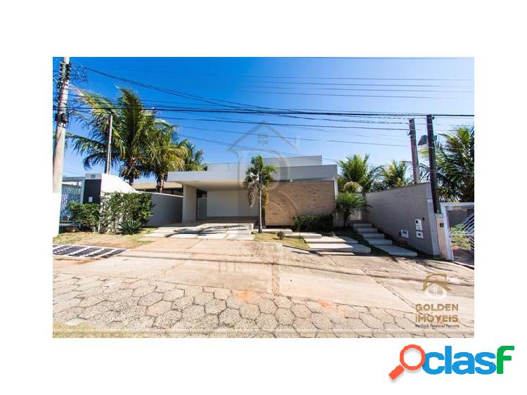 Casa com 4 quartos, 350 m², à venda por R$ 1.100.000.