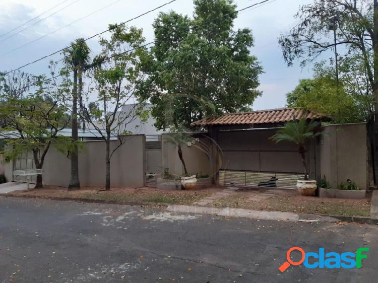 Chácara Sta Carolina com 4 dormitórios à venda, 1800 m²