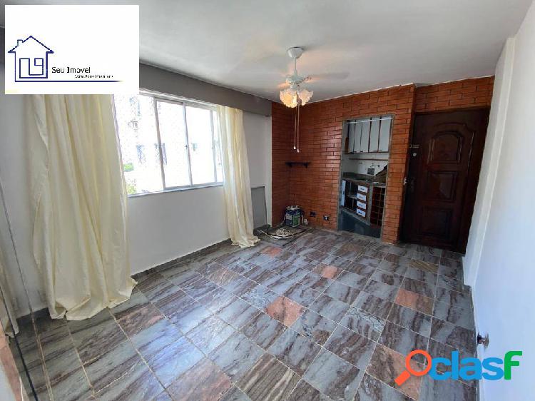 Oportunidade apartamento com 2 quartos - Camorim