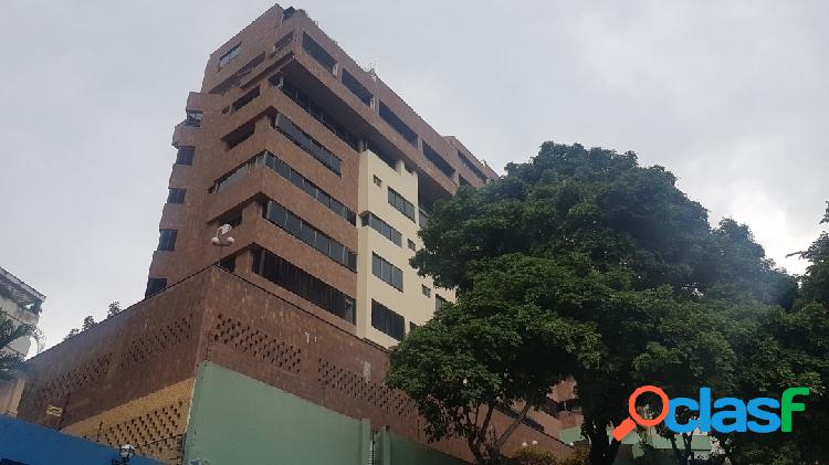 Se Vende Lujoso e Impecable Apartamento en El Parral 413