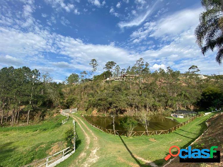 Sitio a venda em Mairiporã