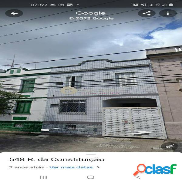 Sobrado BARATO a venda no bairro da encruzilhada em Santos!