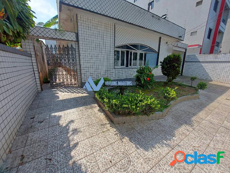 A VENDA CASA/TERRENO 480M² CANAL 6 EM SANTOS