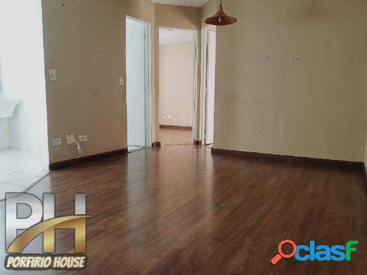 Apartamento 44m² com sacada, 2 dormitórios, 1 vaga
