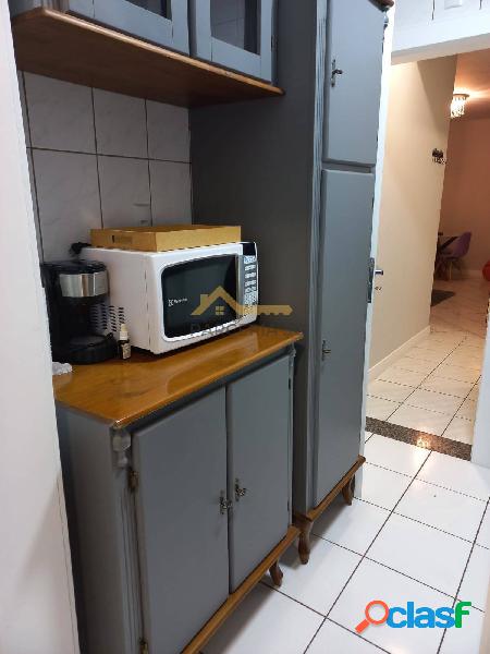 Apartamento a venda com 2 dormitórios semimobiliado em