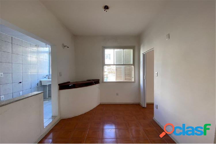 Apartamento com 1 quarto, 24m², à venda em Porto Alegre,