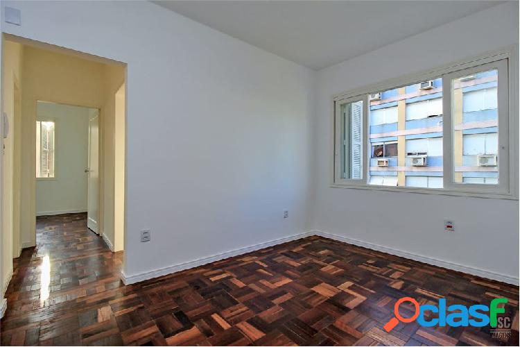 Apartamento com 2 quartos, 57,89m², à venda em Porto