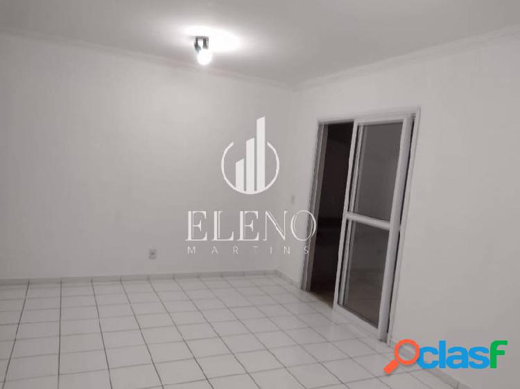 Apartamento com 3 quartos, 70m², para locação