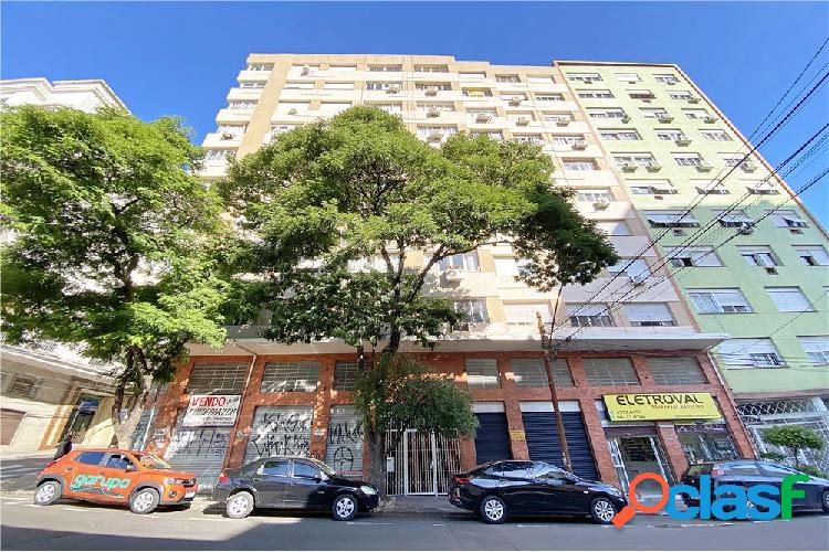 Apartamento com 3 quartos, 93m², à venda em Porto Alegre,
