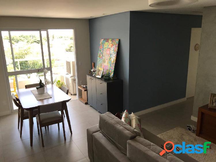 Apartamento com excelente localização no Parque