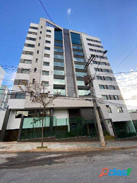 Apartamento de luxo com 4 quartos, à venda em Belo