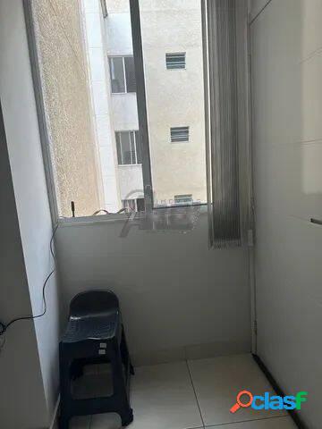 Apartamento localizado em rua asfaltada no bairro Edgar