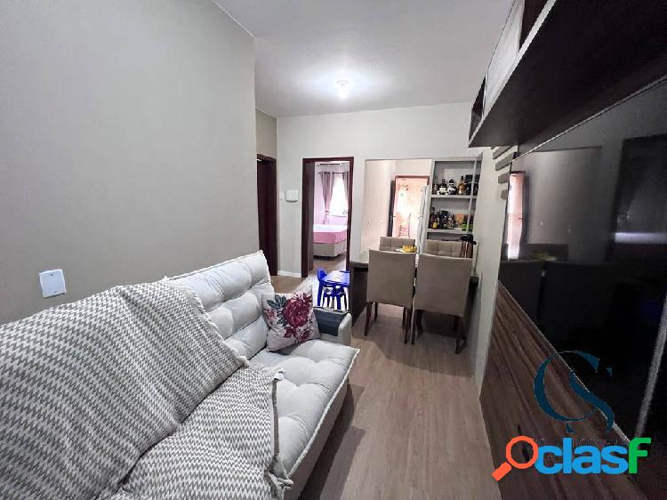 CASA COM 2 DORMITÓRIOS SEMIMOBILIADA NO BAIRRO ESPINHEIROS