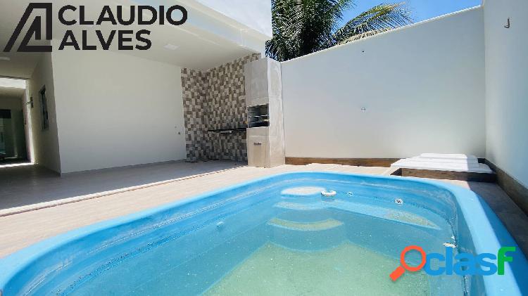 CASA COM 4 QUARTOS SENDO 2 SUÍTES PISCINA E GOURMET NO