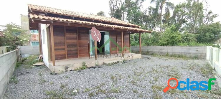 Casa com 2 dormitórios, 70m, a venda em Balneário Barra do