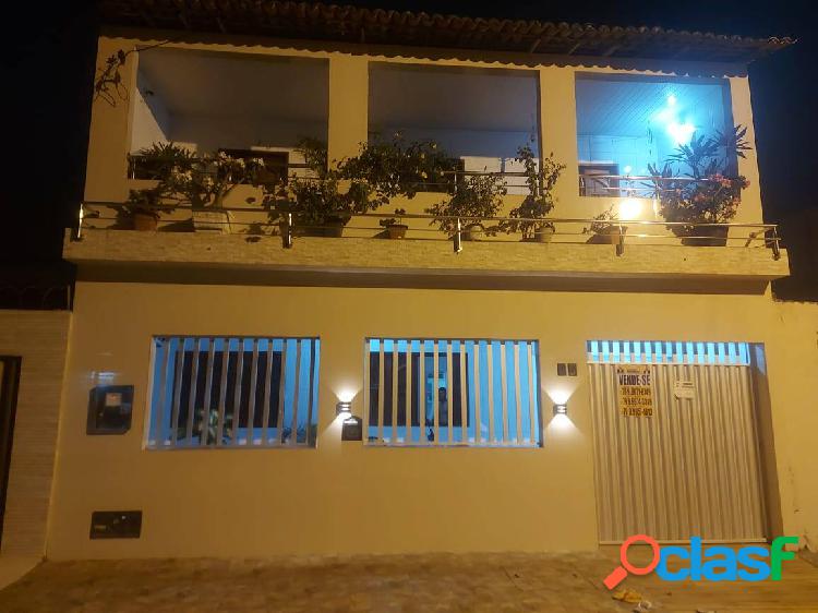 Casa com 2 pavimentos à venda com 5/4 sendo 2 suítes