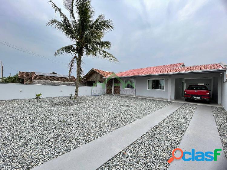 Casa com 3 dormitórios, 130m², à venda em Balneário