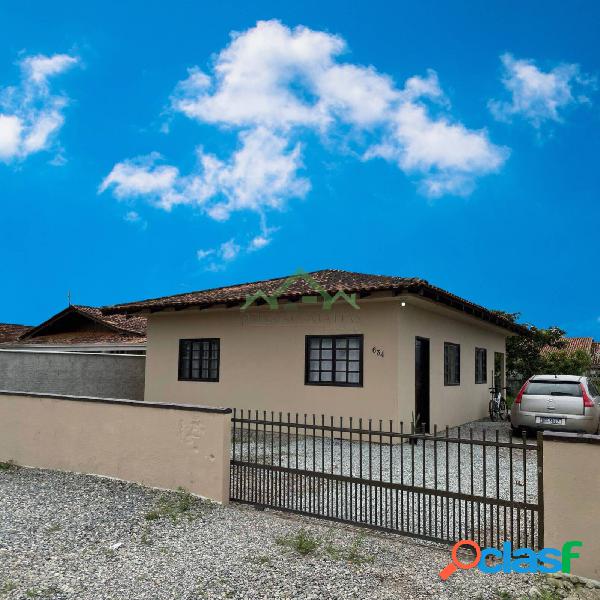 Casa com 3 dormitórios, 70m, à venda em Balneário Barra